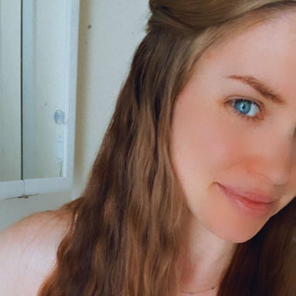 Meet your Posher, Carrie
